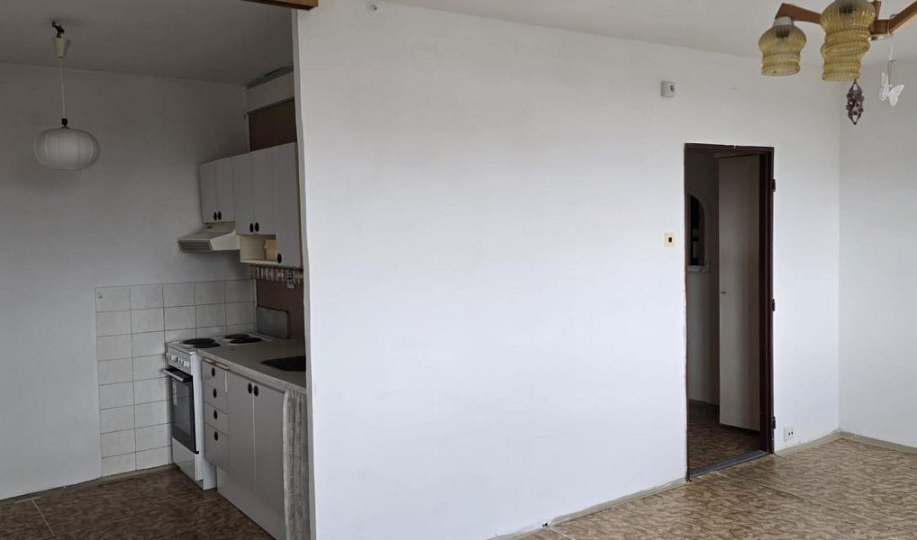 Prodej bytu 1+kk 25 m², Most – náhled fotky 2