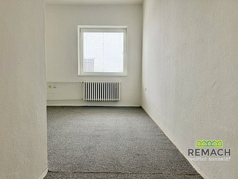 Pronájem kanceláře 70 m² – fotografie 2