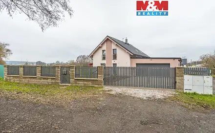 Prodej domu 213 m² s pozemkem 1 649 m², Dolní Bousov - Vlčí Pole, okres Mladá Boleslav