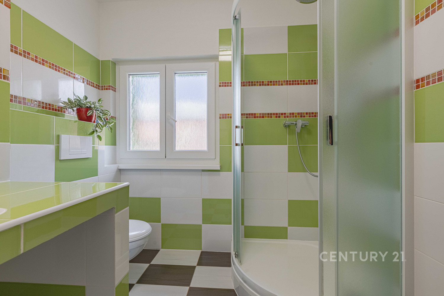 Prodej domu 200 m² s pozemkem 538 m² – fotografie 4