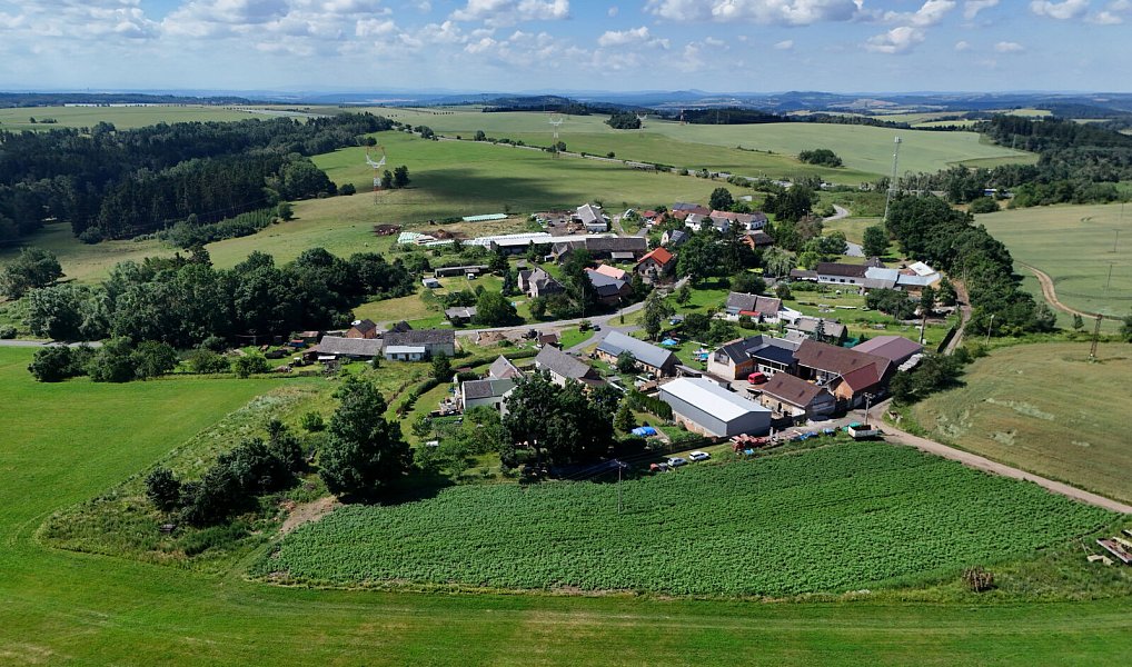 Prodej domu 122 m² s pozemkem 675 m², Bezvěrov – náhled fotky 27