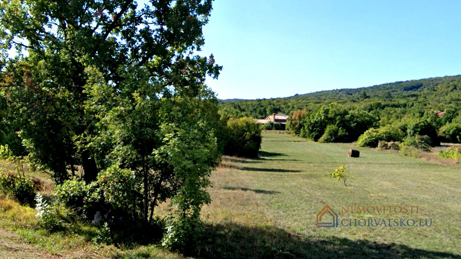 Prodej stavebního pozemku 22 040 m² - Widok 2