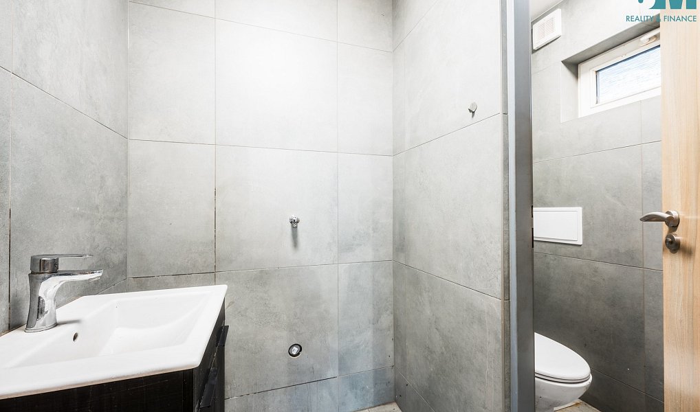 Pronájem výrobních prostor 255 m², Přerov – náhled fotky 11