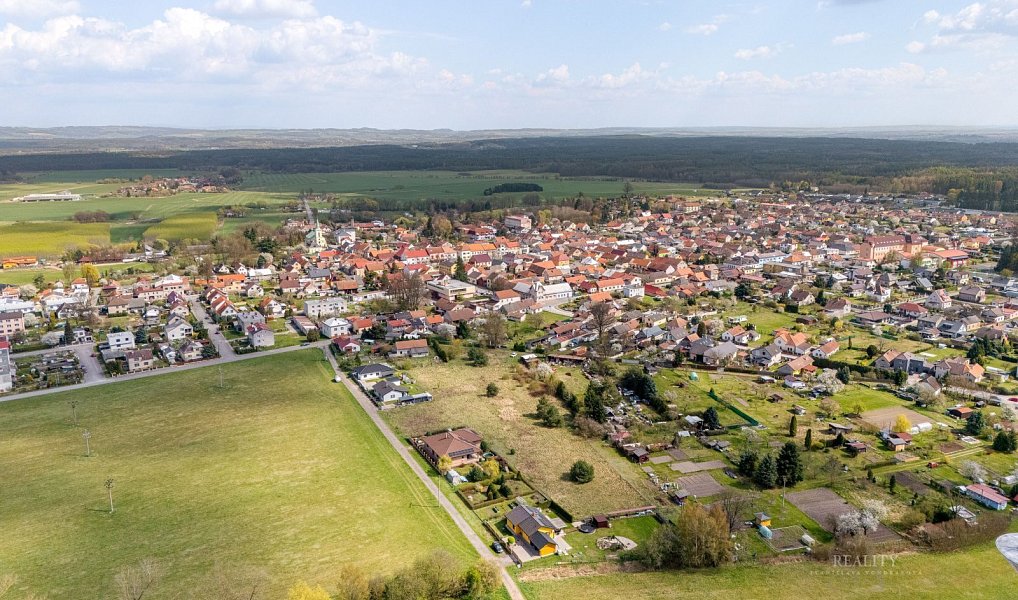 Prodej stavebního pozemku 2 196 m², Horní Jelení – náhled fotky 11