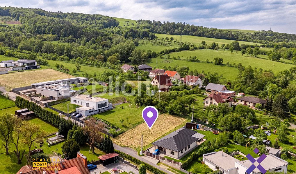 Prodej stavebního pozemku 1 003 m², Březnice – náhled fotky 2