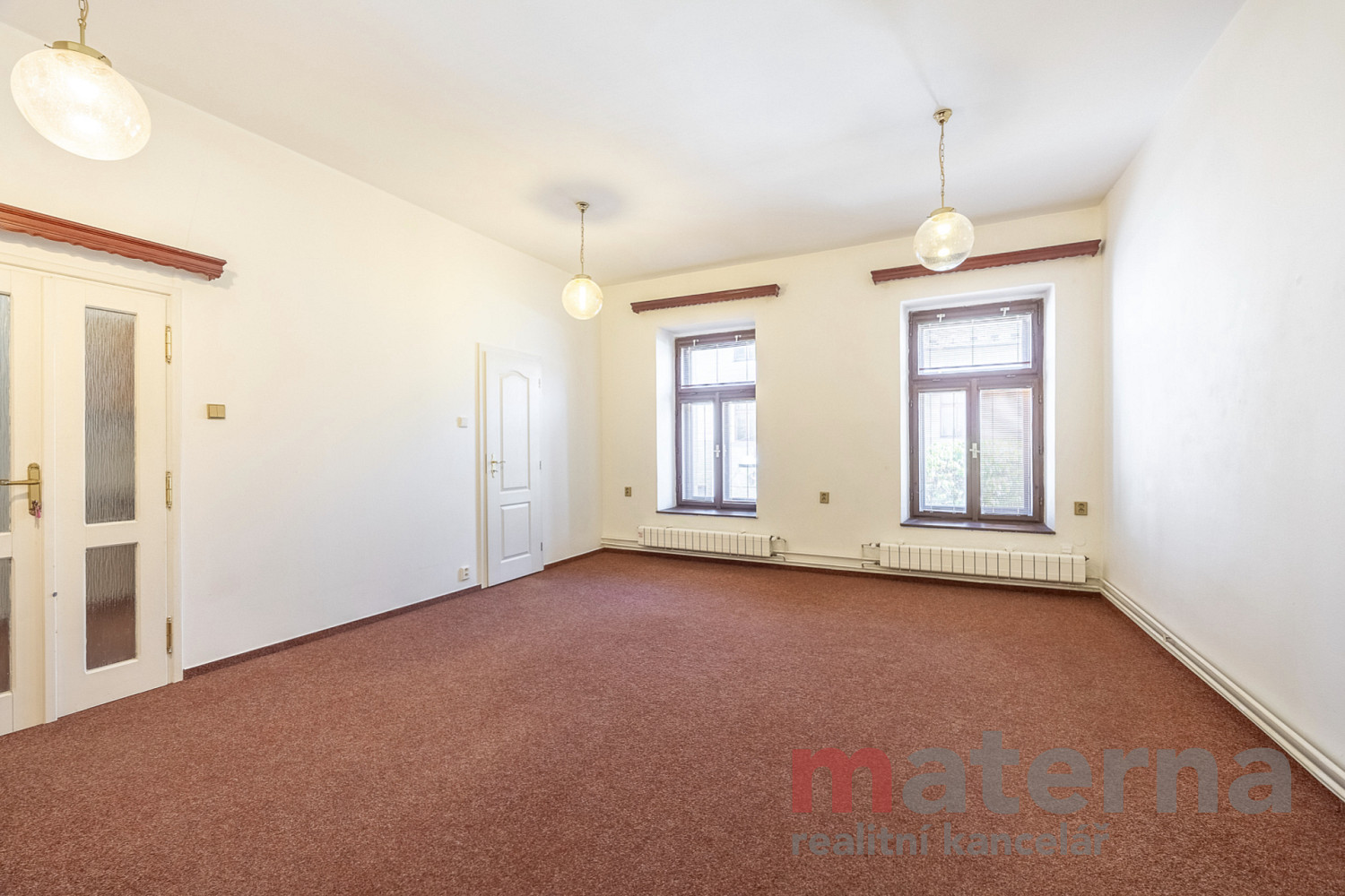 Pronájem kanceláře 96 m² – fotografie 2