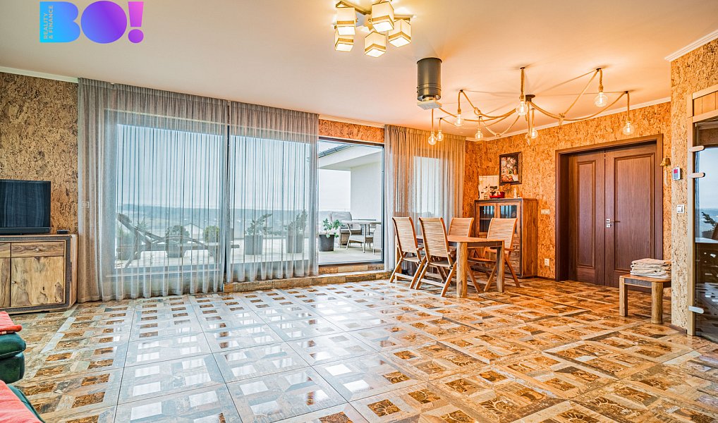 Prodej domu 543 m² s pozemkem 1 009 m², Stará Huť – náhled fotky 14