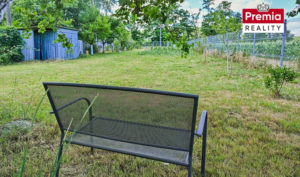 Prodej zahrady 1 034 m², Medlov – náhled fotky 7