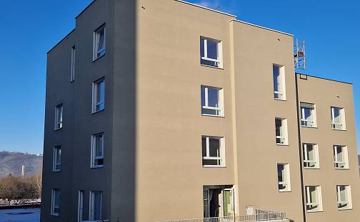 Prodej bytu 3+kk 77 m², U spořitelny, Praha 4 - Modřany