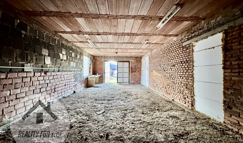 Prodej domu 270 m² s pozemkem 1 011 m², Jesenný – náhled fotky 19