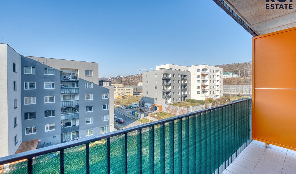Pronájem bytu 1+kk 33 m², Praha – náhled fotky 2