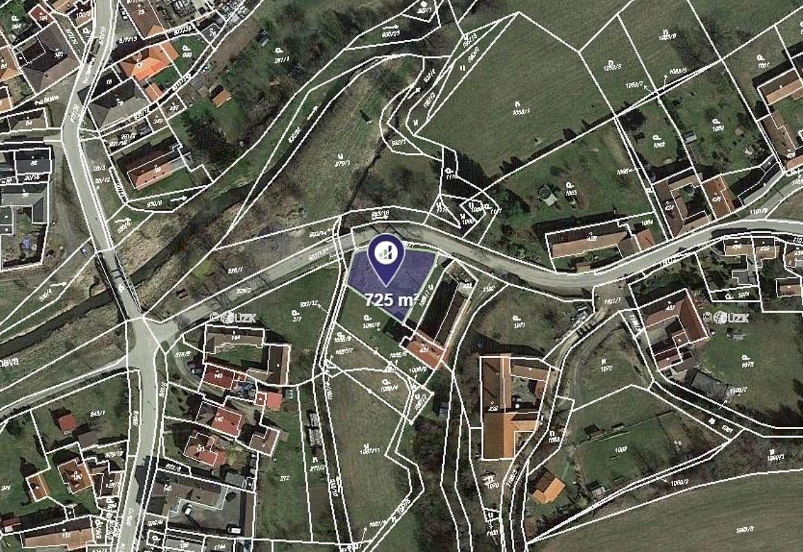 Prodej stavebního pozemku 725 m²