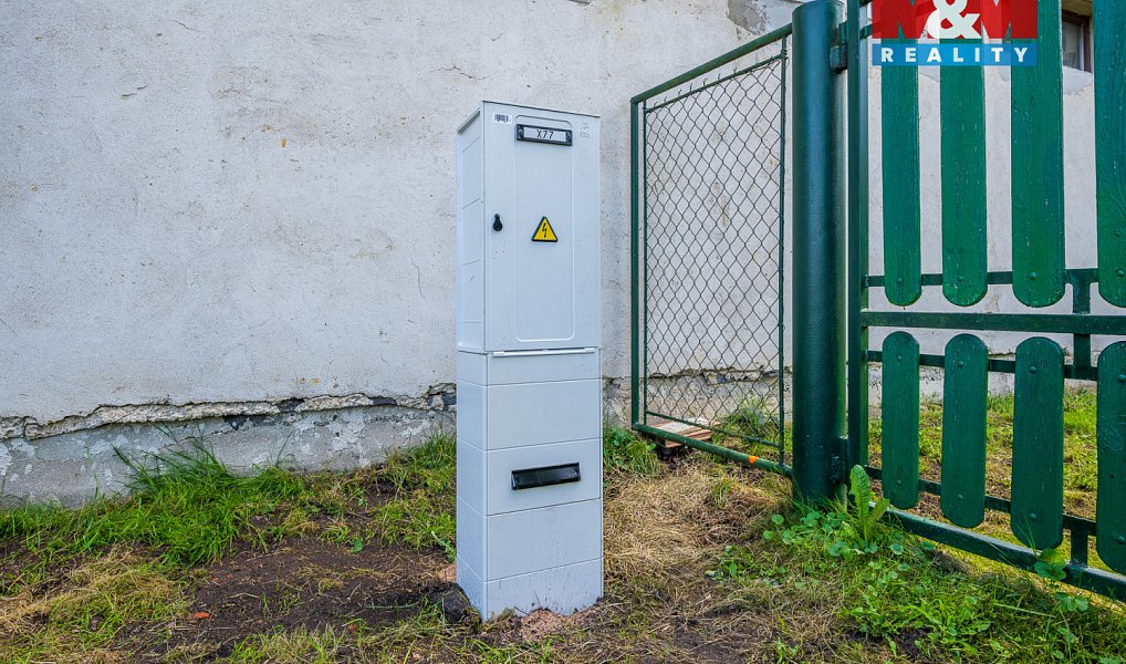 Prodej stavebního pozemku 1 676 m², Dašice – náhled fotky 11