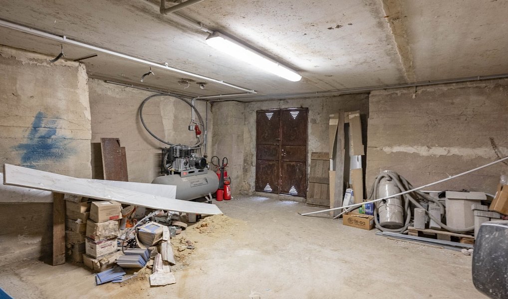 Prodej skladovacích prostor 1 580 m², Doksy – náhled fotky 36