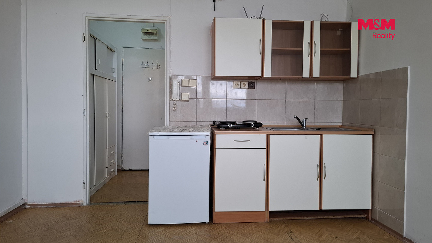 Pronájem bytu 2+kk 40 m² – fotografie 2