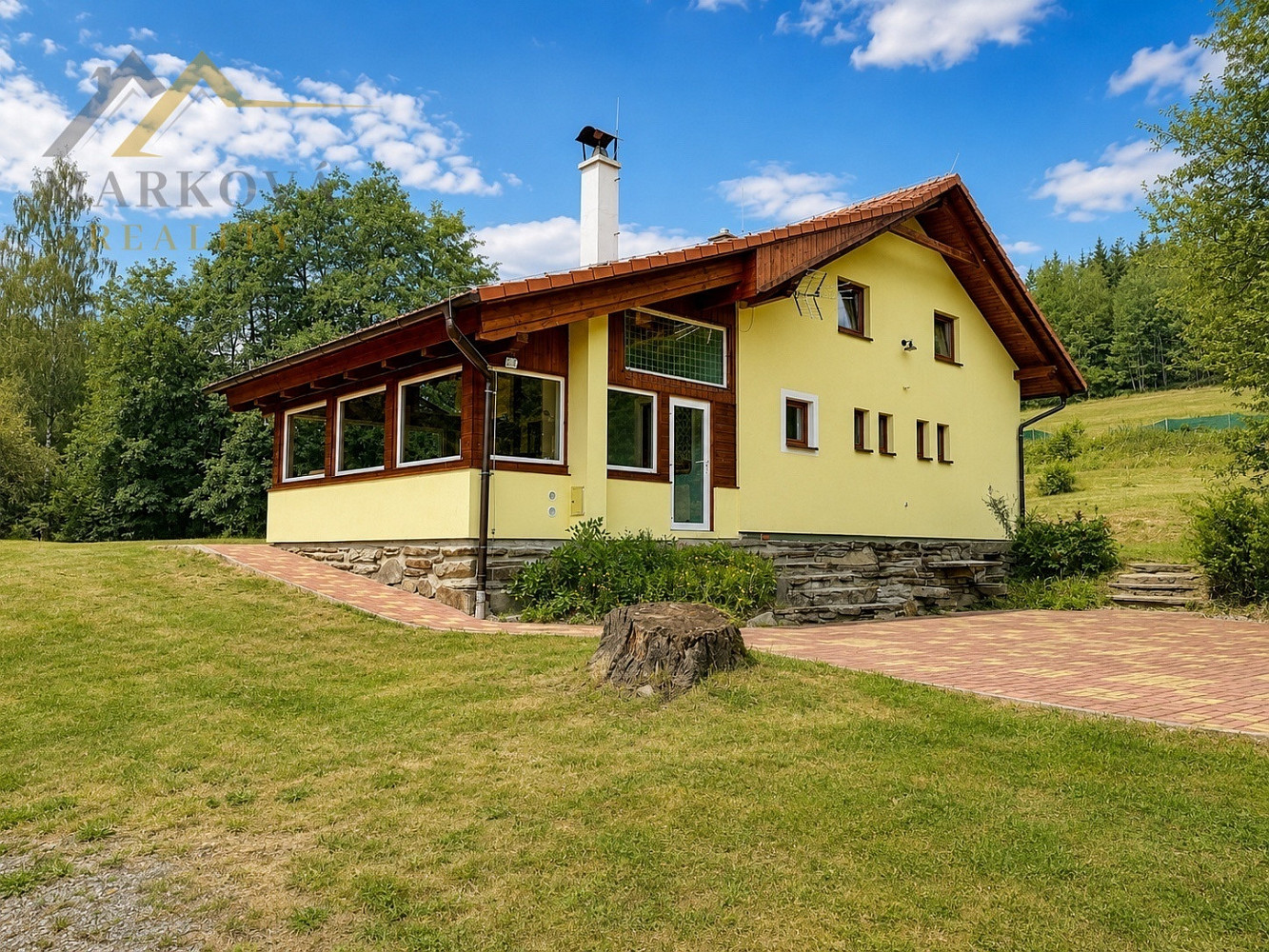 Prodej domu 219 m² s pozemkem 4 179 m²