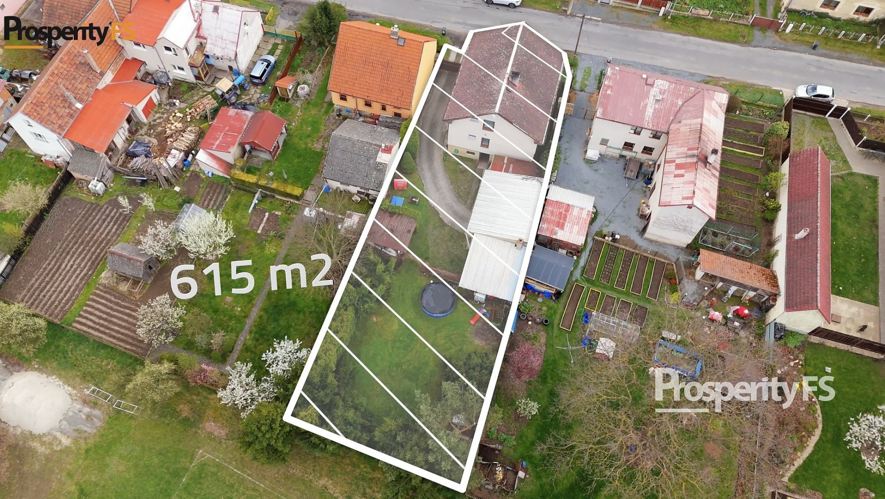 Prodej domu 170 m² s pozemkem 615 m² — photo 2