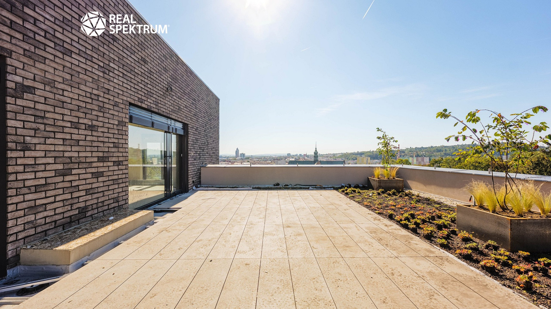 Pronájem bytu 4+kk 61 m² – fotografie 4