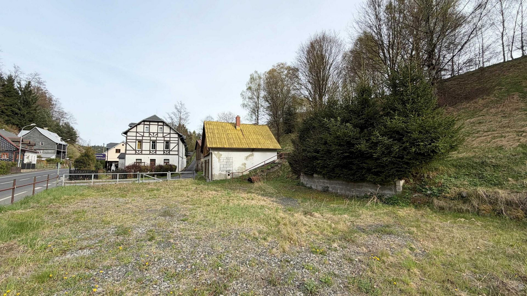 Prodej ubytovacího objektu 640 m² – fotografie 4
