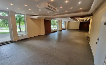 Prodej obchodních prostor 164 m², Kudrnova, Praha 5 - Motol