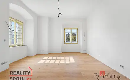 Prodej bytu 1+kk 51 m², Slavíkova, Jince, okres Příbram