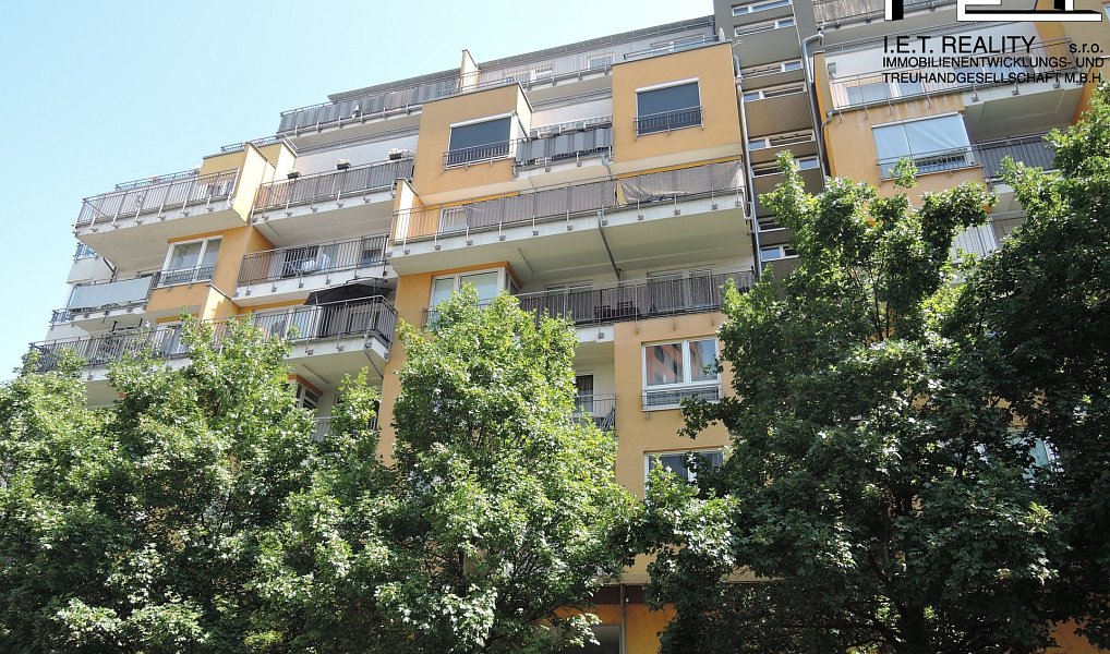 Pronájem bytu 3+kk 82 m², Praha – náhled fotky 2