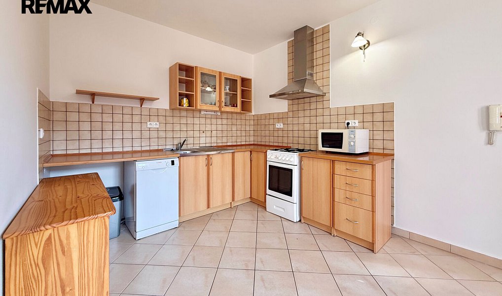 Pronájem bytu 3+1 85 m², Praha – náhled fotky 21