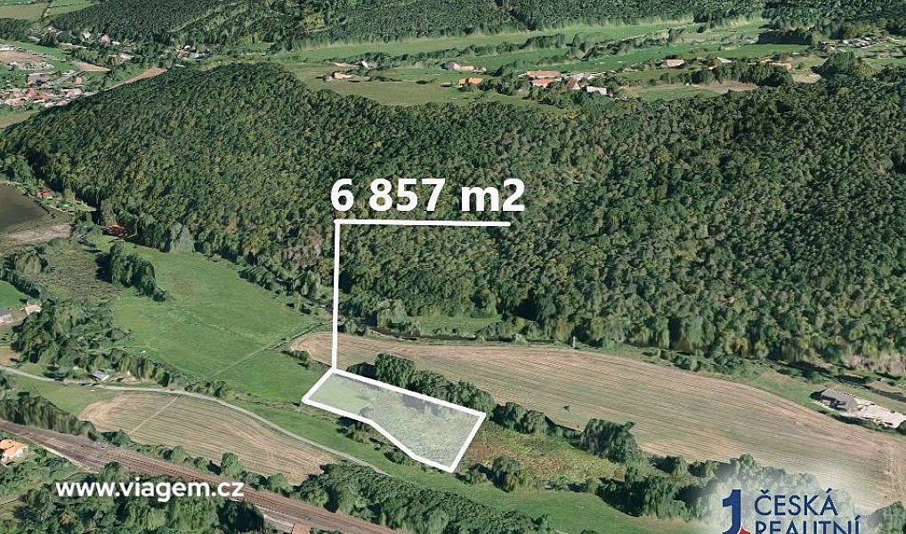 Prodej pole 6 857 m², Jince – náhled fotky 2