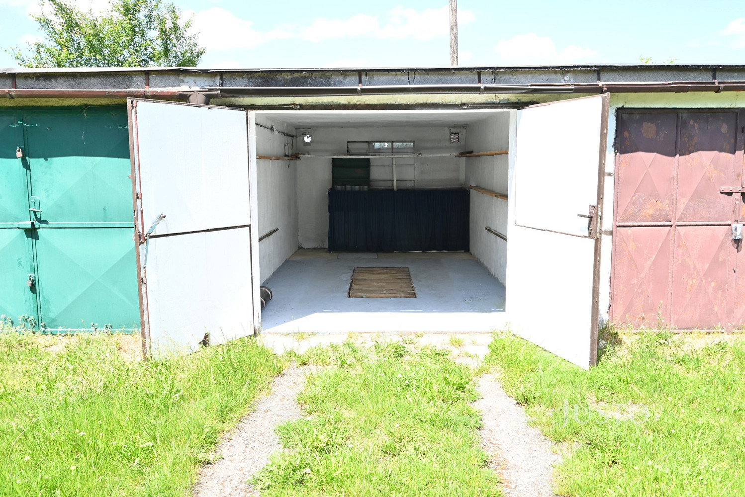 Prodej garáže 16 m2 — photo 2
