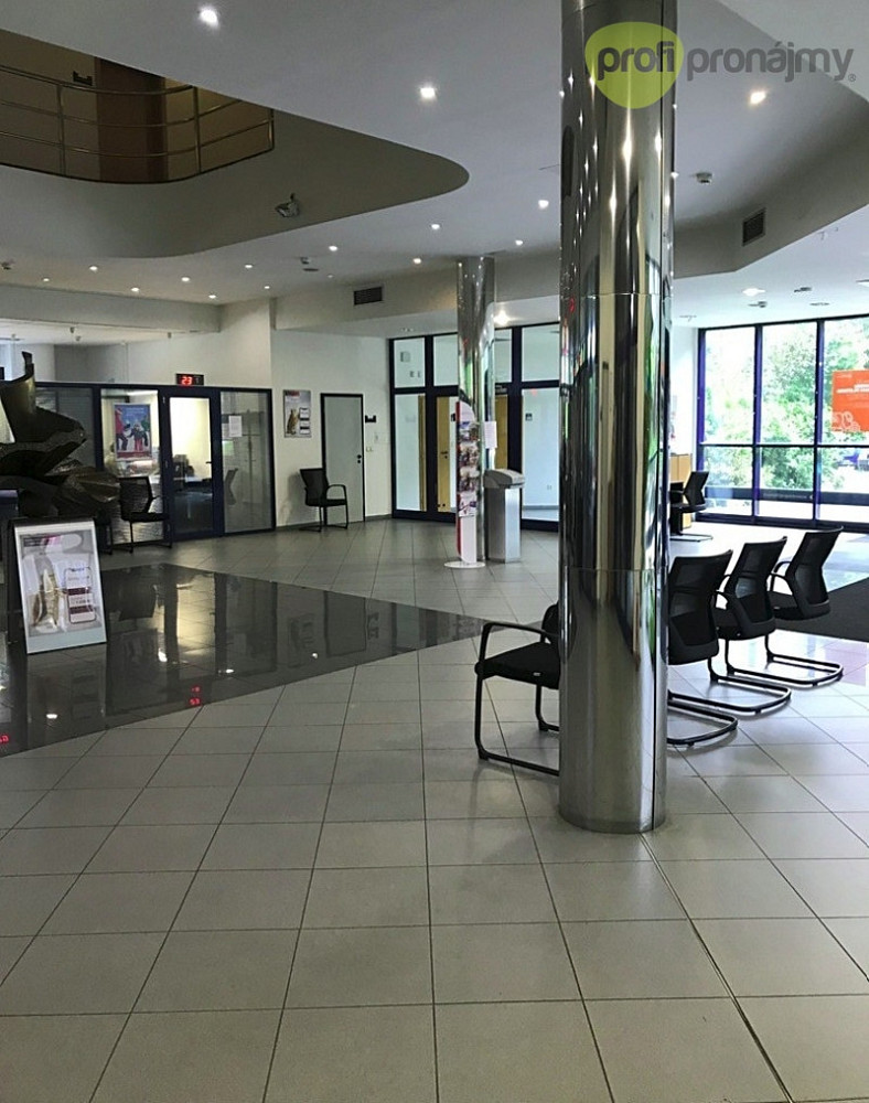 Pronájem obchodních prostor 400 m², Havířov