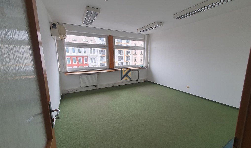 Pronájem kanceláře 270 m², Praha – náhled fotky 4