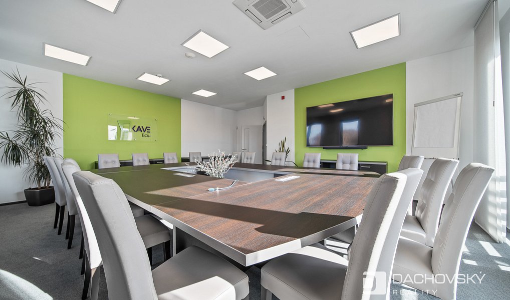 Prodej obchodních prostor 374 m², Pardubice – náhled fotky 34
