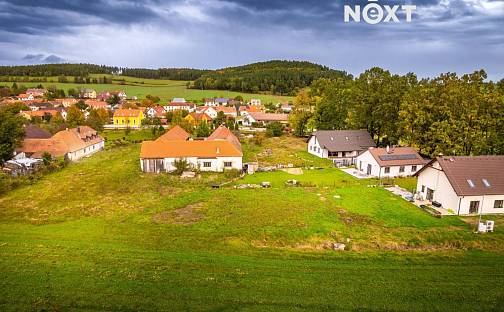 Prodej stavebního pozemku 932 m², Nová Ves