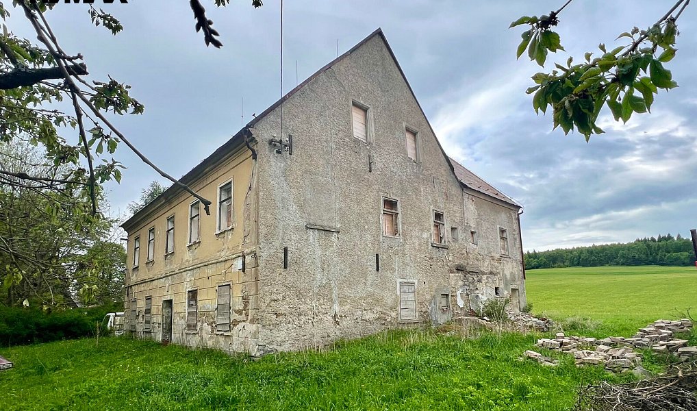 Prodej domu 590 m² s pozemkem 796 m², Kovářská – náhled fotky 2