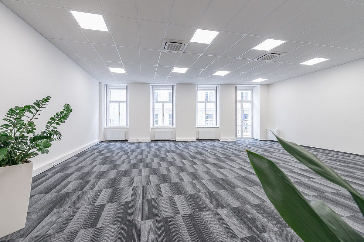 Pronájem kanceláře 115 m² – fotografie 2