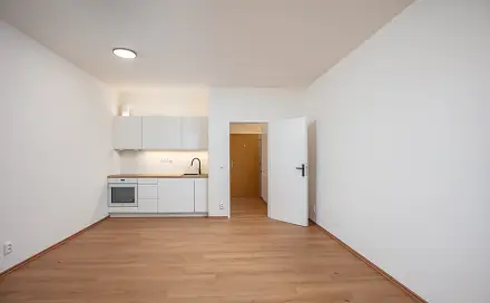 Pronájem bytu 1+kk 36 m², Felklova, Roztoky, okres Praha-západ