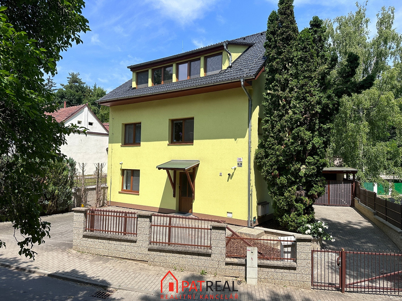 Prodej domu 361 m² s pozemkem 498 m²
