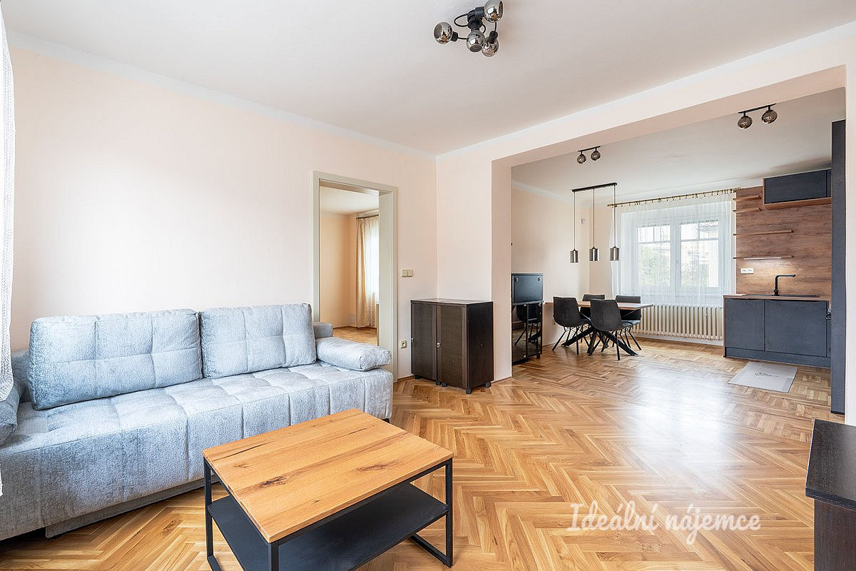 Pronájem bytu 3+kk 78 m² – pohled 4