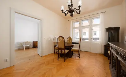 Pronájem bytu 3+1 112 m², V. P. Čkalova, Praha 6 - Bubeneč