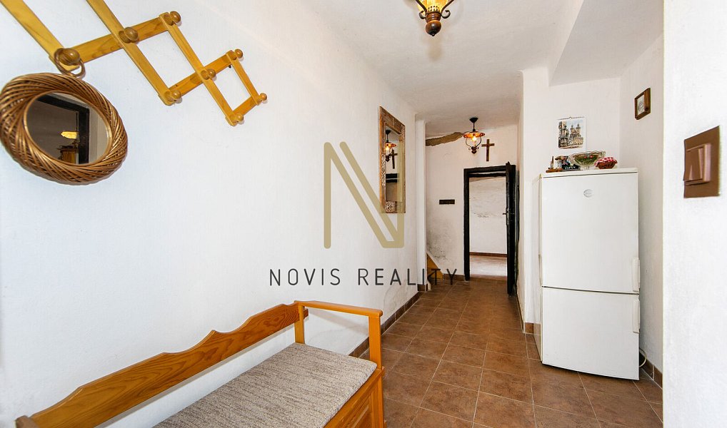 Prodej chaty/chalupy 158 m² s pozemkem 126 m², Bošice – náhled fotky 14