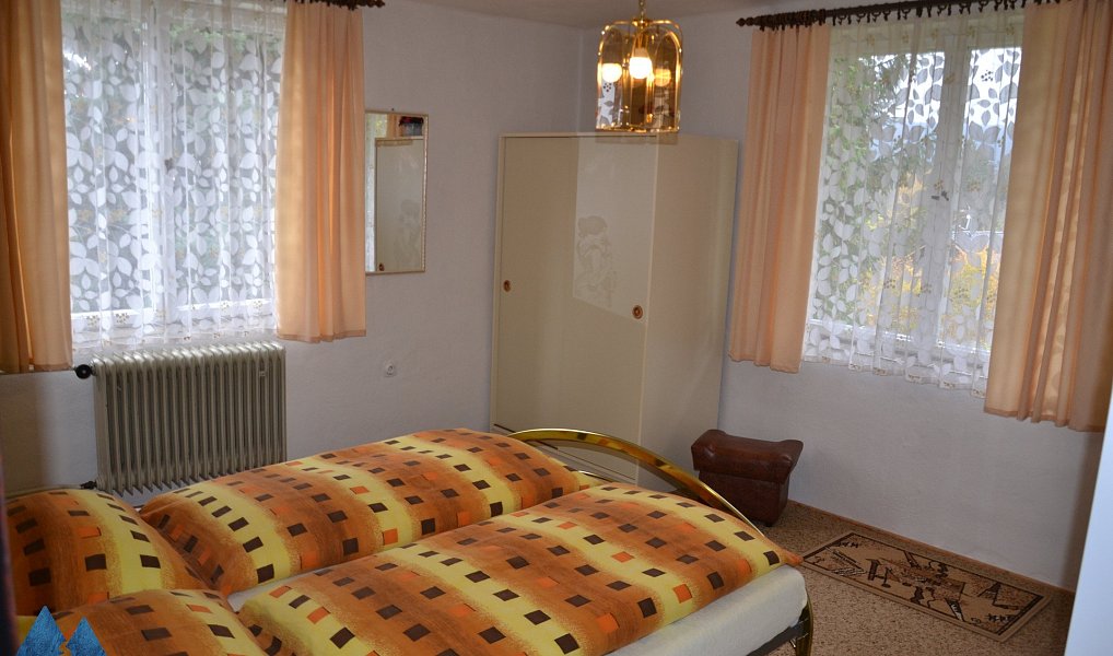 Prodej domu 180 m² s pozemkem 1 214 m², Strážné – náhled fotky 9