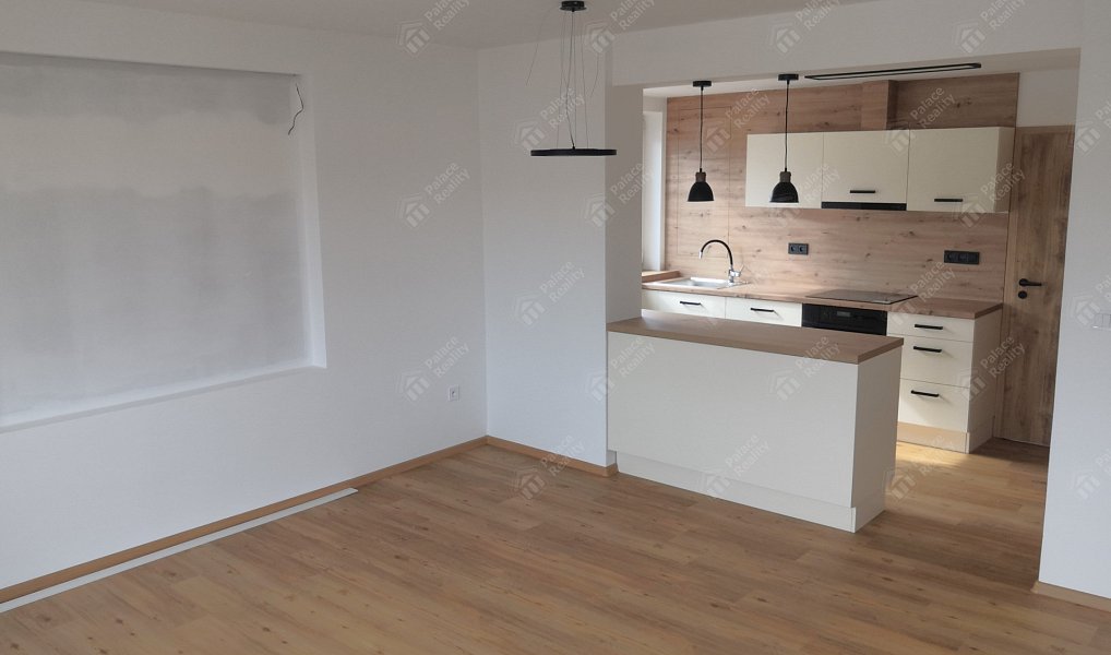 Pronájem bytu 3+kk 90 m², Hradec Králové – náhled fotky 5