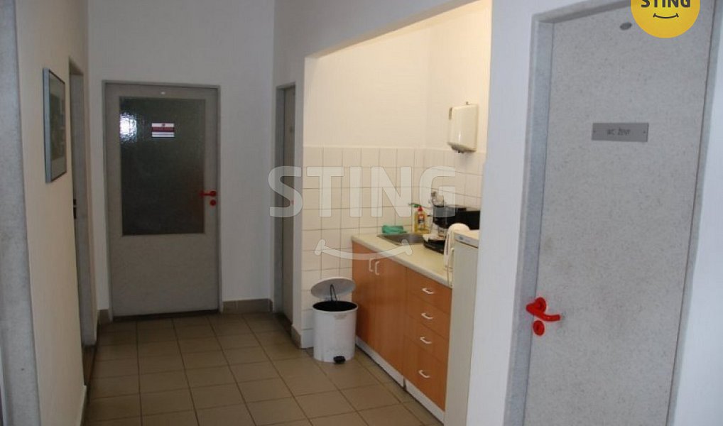 Pronájem kanceláře 27 m², Olomouc – náhled fotky 2
