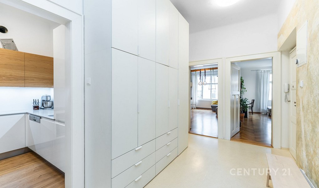 Prodej bytu 2+1 95 m², Praha – náhled fotky 14