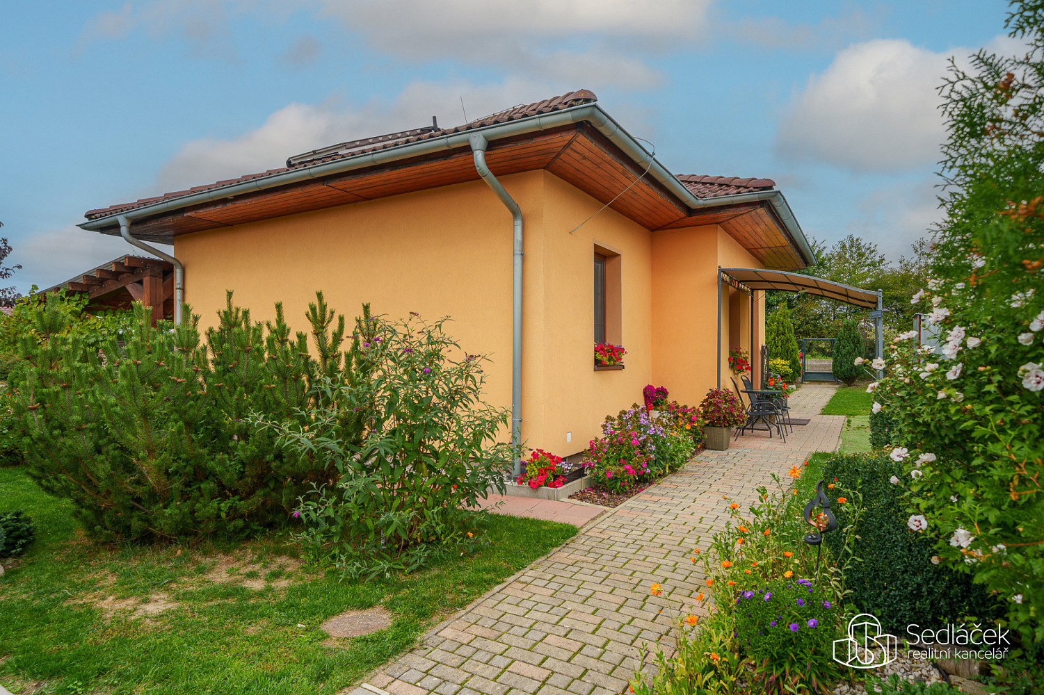 Prodej domu 100 m² s pozemkem 1 272 m²