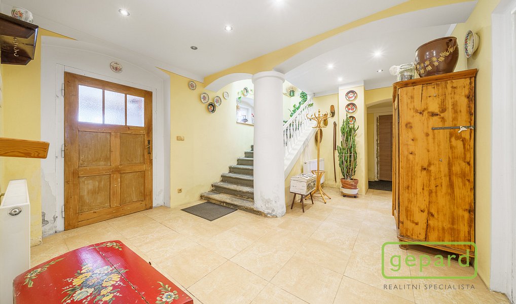 Prodej domu 341 m² s pozemkem 2 007 m², Třebeň – náhled fotky 43