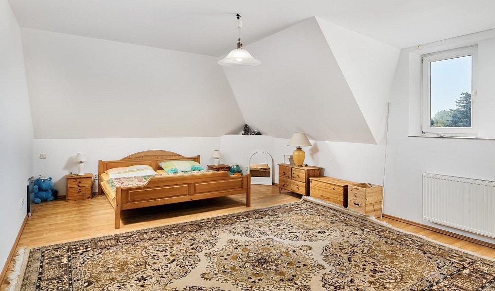 Prodej domu 320 m² s pozemkem 648 m², Jesenice – náhled fotky 19