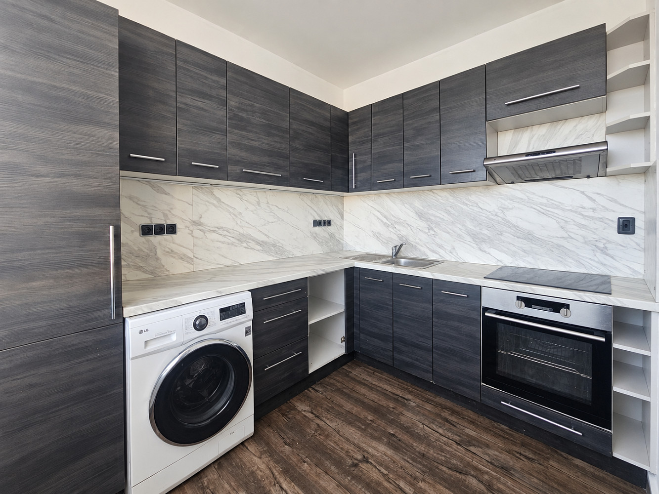 Pronájem bytu 1+1 38 m²