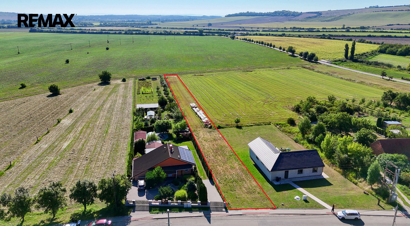 Prodej stavebního pozemku 1 892 m²