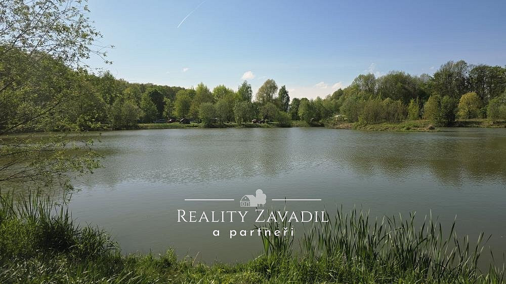 Prodej komerčního pozemku 32 500 m²